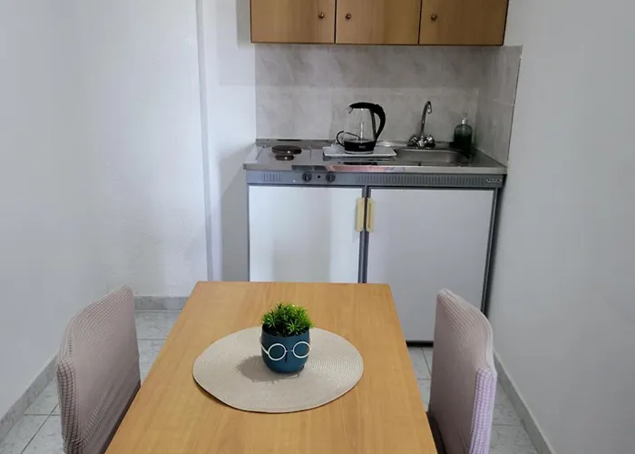 Pyrgos Lejlighedshotel Kremastí