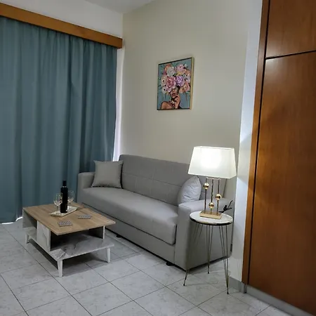 شقة فندقية Pyrgos 4*