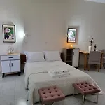 Aparthotel Pyrgos 4*
