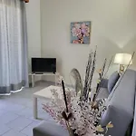 Aparthotel Pyrgos 4*