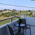 Pyrgos Aparthotel Kremastí