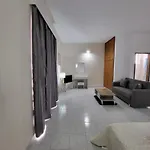 皮尔戈斯酒店公寓