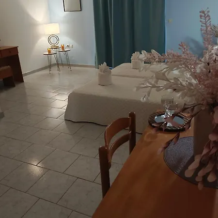 Pyrgos Hotel Apartments Aparthotel
