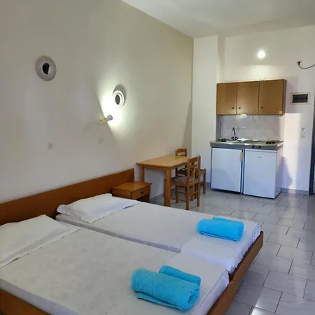 Pyrgos Hotel Apartments 2*