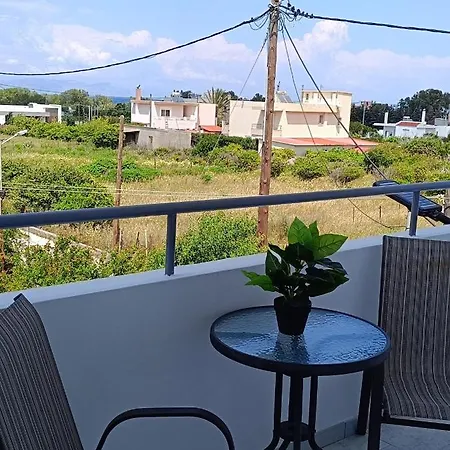 Aparthotel Pyrgos Hotel Apartments 2*