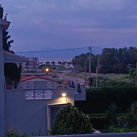 Aparthotel Pyrgos Hotel Apartments