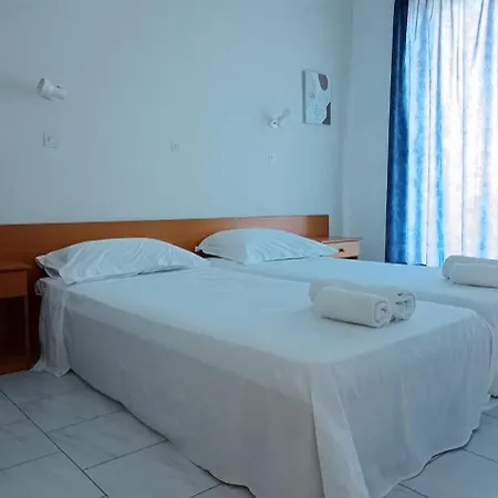 Aparthotel Pyrgos Hotel Apartments 4*
