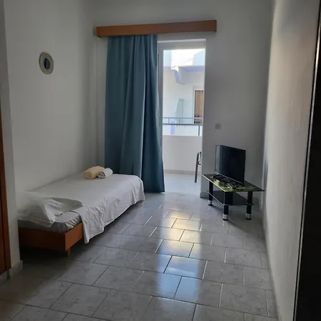 Pyrgos Hotel Apartments 4*