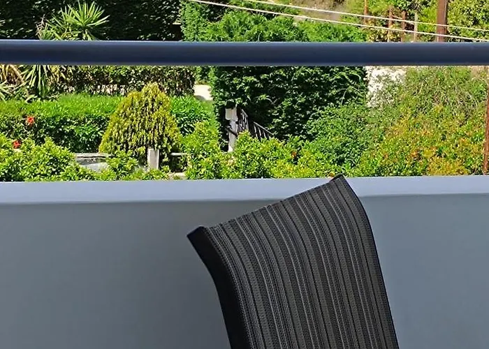 Apart Otel Pyrgos