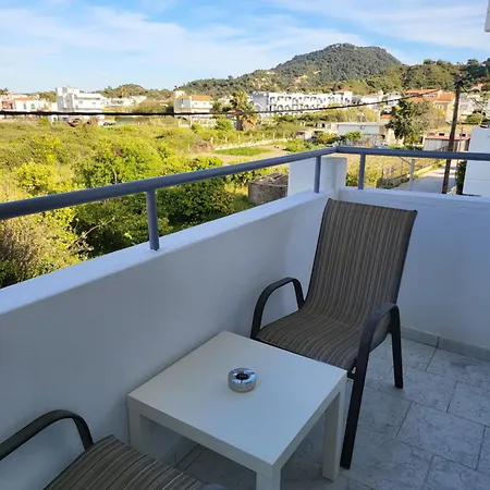 Pyrgos Lejlighedshotel 4*