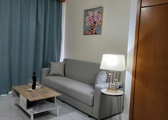Apart Otel Pyrgos 4*