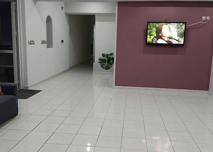 Apart Otel Pyrgos