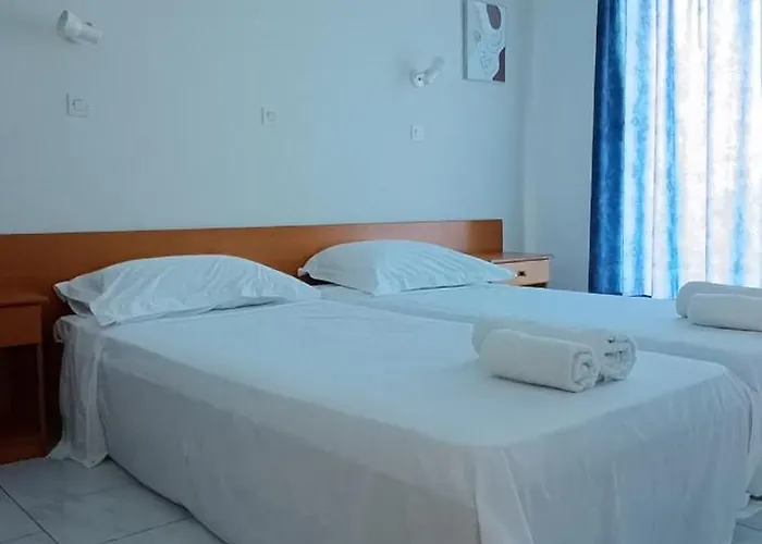 Apart Otel Pyrgos 4*